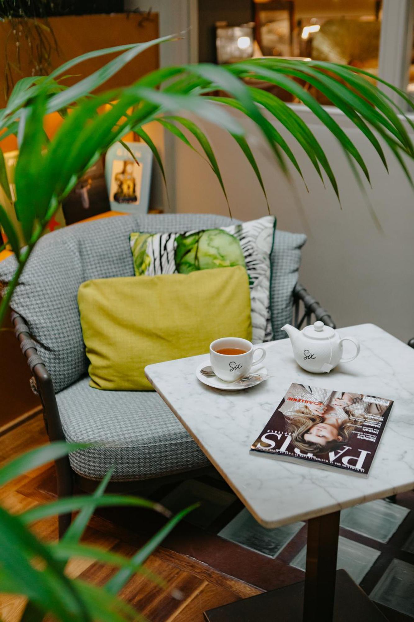 Hotel Le Six Париж Экстерьер фото